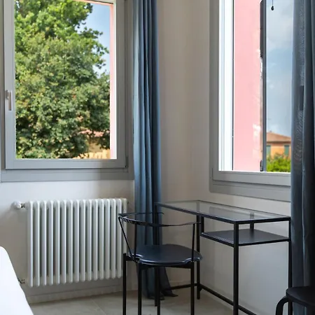 Stress-free Residential Free Parking Apartman Bologna